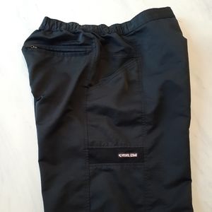 Pearl Izumi Loose fitting shorts
